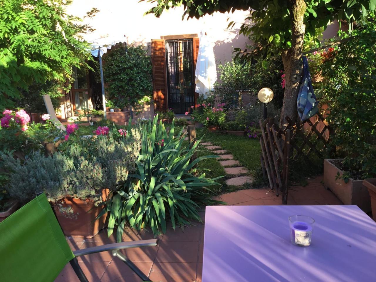 Al Giardino Di Alice Bed and Breakfast Perugia Eksteriør billede