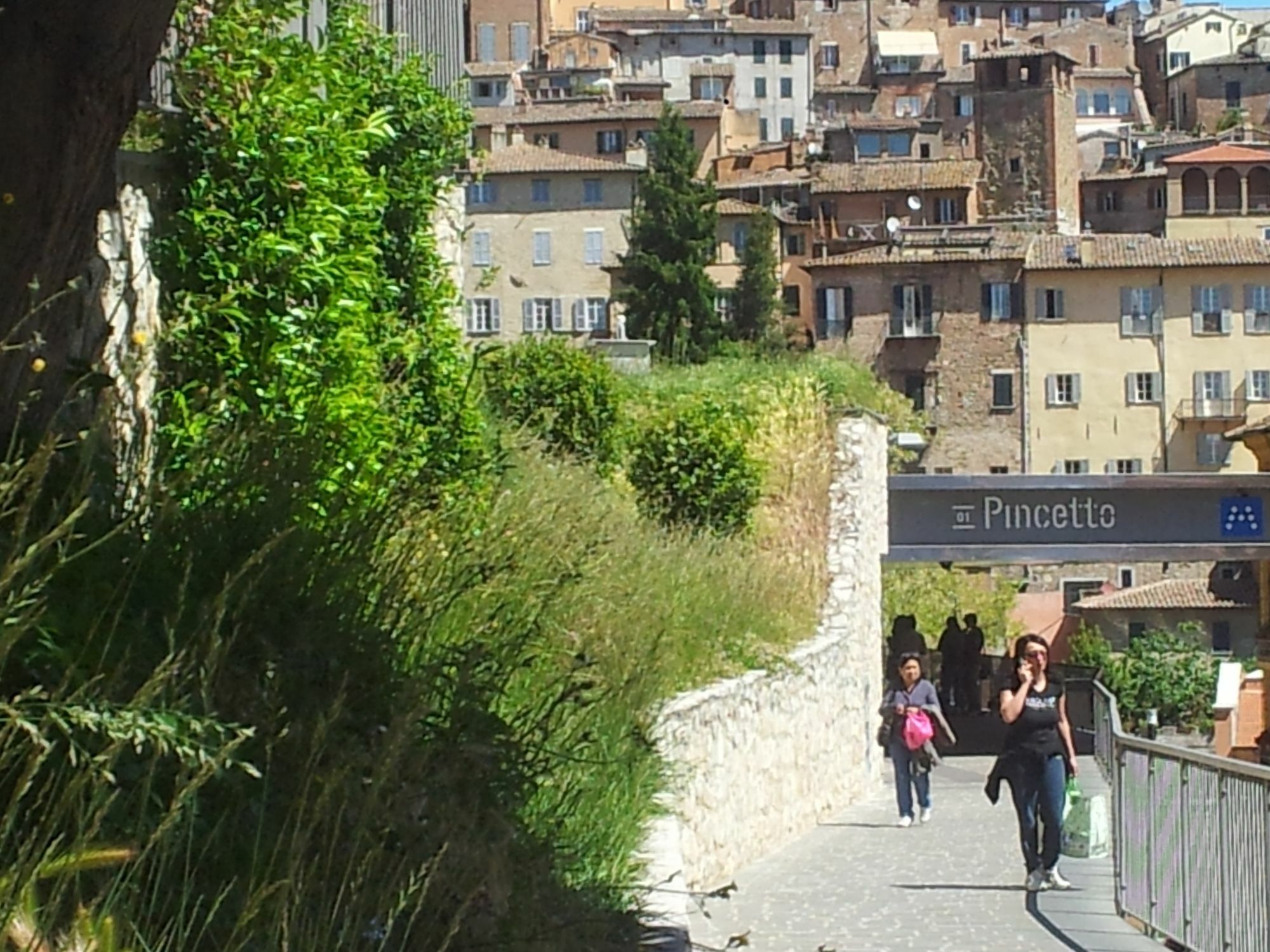 Al Giardino Di Alice Bed and Breakfast Perugia Eksteriør billede