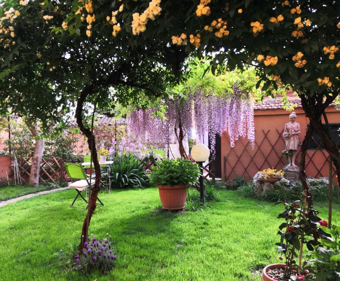 Al Giardino Di Alice Bed and Breakfast Perugia Eksteriør billede